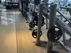 -威克健身游泳(万菱汇店)