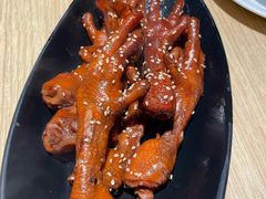 连骨头都不剩的鸡爪-佬肥猫(南翔印象城MEGA店)
