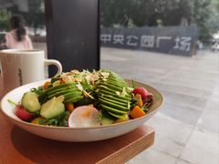 牛油果沙拉-Jamaicablue Coffeeshop(中央广场店)