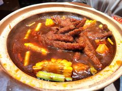 砂锅脱骨凤爪-山四砂锅(太原钟楼街店)