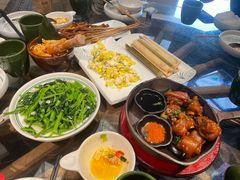 -云海肴·汽锅鸡·云南菜(天山百盛优客店)