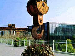 -极限PLAY运动娱乐新世界·团建派对潮玩休闲馆·室内蹦极高空游乐园