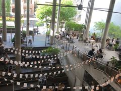 -ROAST coffee & eatery