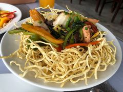 -Lanterns Vietnamese Restaurant