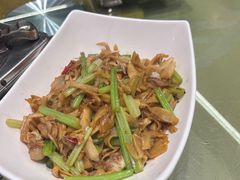 -刘胖子家常菜·蹄花焖藕(中南店)