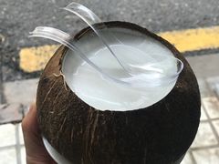 -椰爺爺·椰子冻砵仔糕