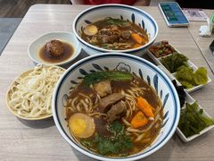 -康师傅私房牛肉面(马泉营奥莱店)