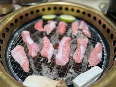 -蚂蚁洞·烤肉大营地(上海静安大悦城店)