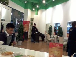 点击看大图 店内环境-变画·发型STUDIO