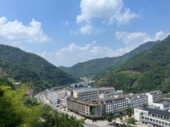 -大盘山温泉山庄