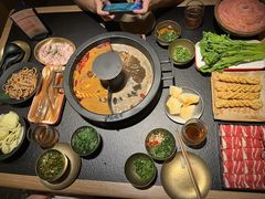 -晓宇重庆火锅(西安荟聚店)