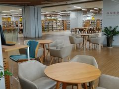-厦门市图书馆(集美新城馆区)