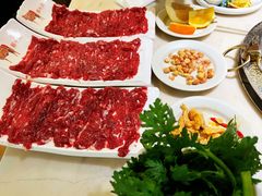 -左庭右院鲜牛肉火锅(浦江欢乐颂店)