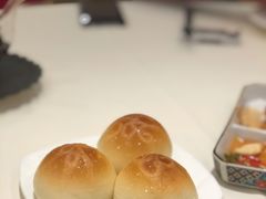 香喷喷流沙包-凤凰楼酒家·粤宴点心(华强北店)