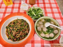 -老方桌烂蹄花川菜馆(九龙坡店)