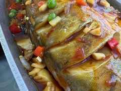 臭鳜鱼-涵家味土菜馆·徽州一绝臭鳜鱼(三河古镇店)