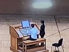 -上海东方艺术中心
