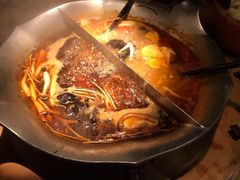 -湊湊火锅·茶憩(杭州湖滨银泰in77店)