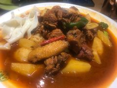 沙湾大盘鸡-塔哈尔·新疆盛宴(城西银泰店)