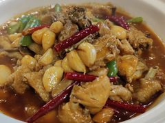 大理永平黄焖鸡配油煎面-泓0871臻选云南菜·味庄