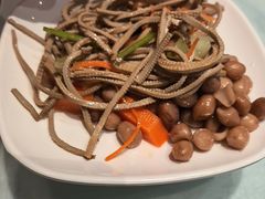 -天宜隆蘑菇宴火锅(石景山旗舰店)