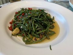 -鑫巴蜀小镇 · 水煮鱼专研店(玉桥店)