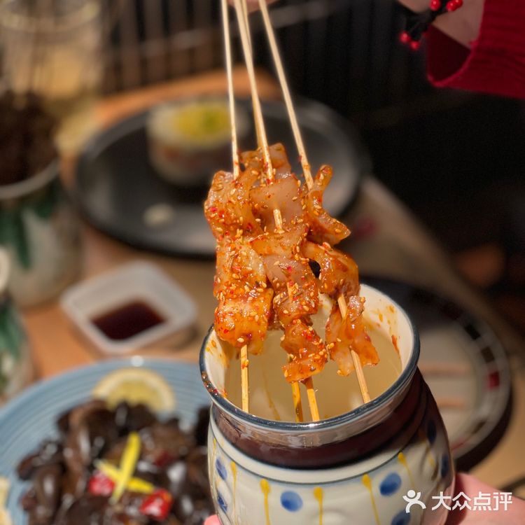 雪熊哈尔滨烧烤酒馆 大口喝酒 大串吃肉 