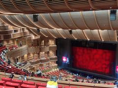 -交通银行前滩31演艺中心