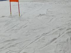 -乔波室内滑雪场