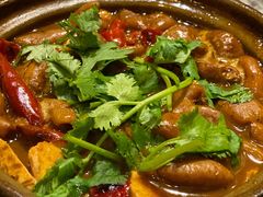 肥肠臭豆腐砂锅-南京大牌档(香港广场店)