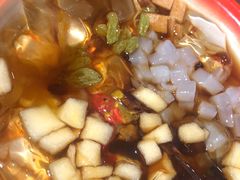 -爆炸头阿姨小四川正宗川味小吃(无任何分店)