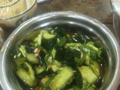 -黄利砖万峰林布依特色酸笋牛肉馆
