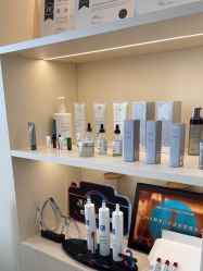 -JNK皮肤管理中心