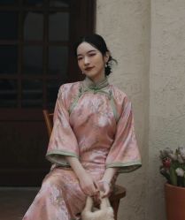 -租旗袍租礼服馆