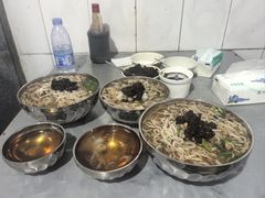 -正宗杨记普洱酸醋米线(总店)