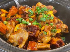 辣子啫鸡煲-金鮀岛潮州酒家