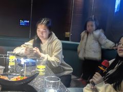 -K+全国连锁KTV(绿地缤纷天地店)