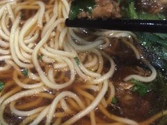 -弄堂咪道-饭香·面香·馄饨香(兴梅店)