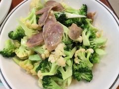 腊肠爆双花-久久餐厅(西山道店)