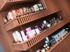 零售区-星巴克(杭州湖滨银泰E区店)
