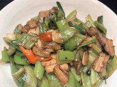 长沙小炒肉-丰收日·小海鲜·沪上家宴(顾村正大店)