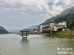 -宝晶宫旅游景区