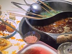 -钢管厂五区小郡肝串串香(蜀都万达店)