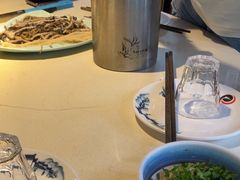 -二荆条·蜀鲜汇城市森林火锅