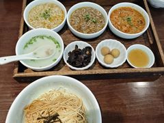 -蟹上黄·蟹黄面·江南糖水(人民广场店)