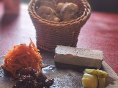 -羽深肉铺 Steak & Wine