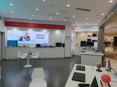 -华硕电脑ROG玩家国度·售后维修中心(虹桥天街店)