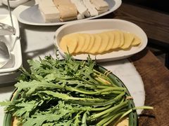 -尚尚仙·酸汤猪手·猪肚鸡火锅(华联万柳购物中心店)