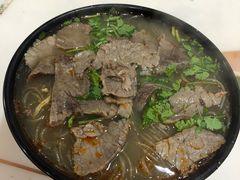牛肉粉丝汤-牛煎里牛肉煎包淮南牛肉汤(广东路店)
