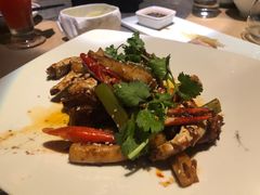 -穹六人间 people 6(岳阳路店)